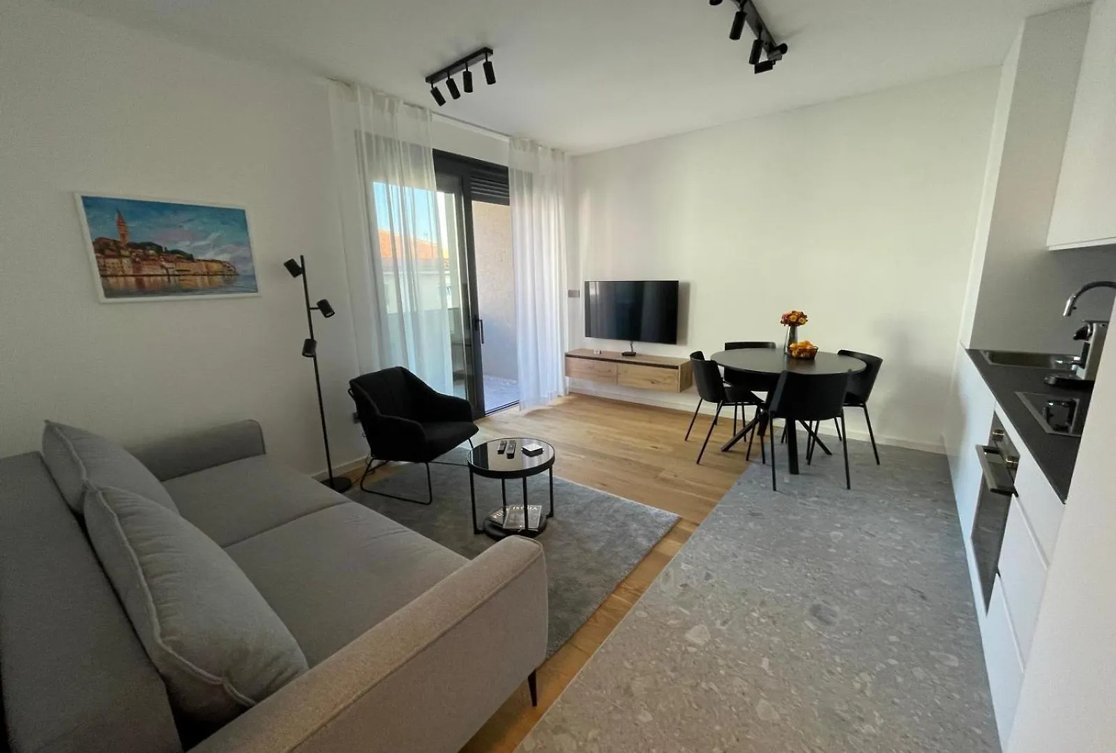 Apartment Domus Centrum With Free Parking Pula Croatia